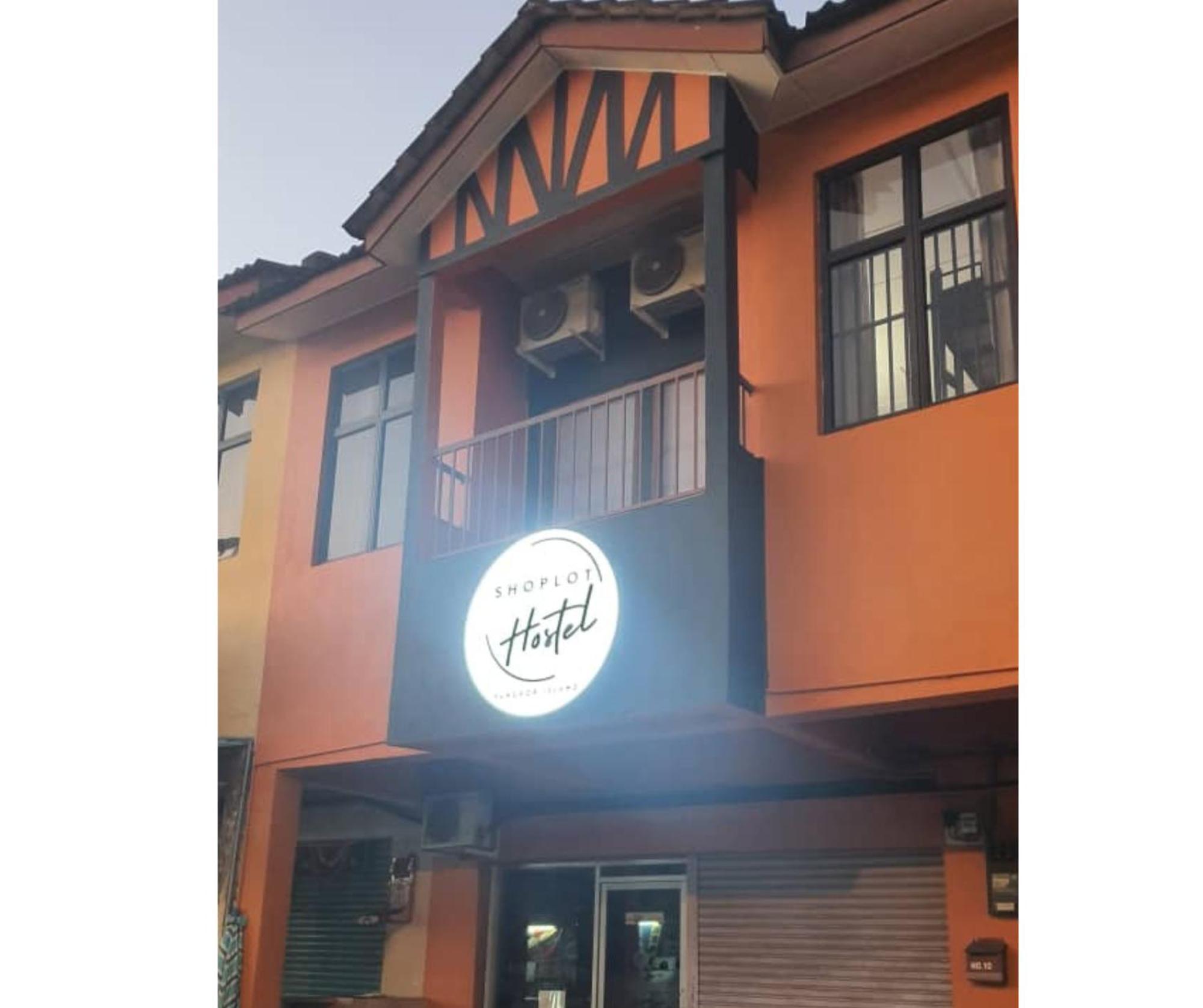Shoplot Hostel Pangkor Kampong Pasir Bogak Buitenkant foto