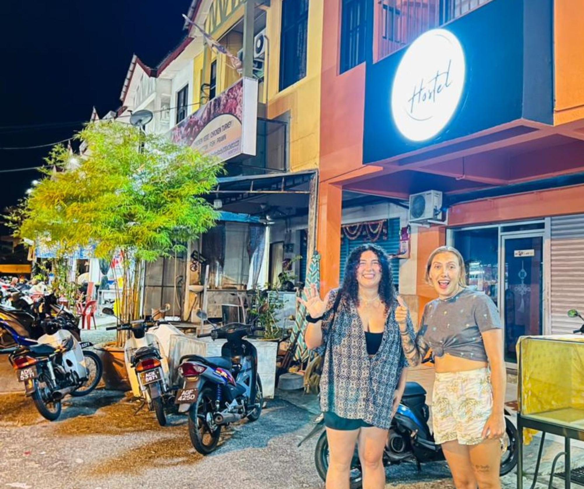 Shoplot Hostel Pangkor Kampong Pasir Bogak Buitenkant foto